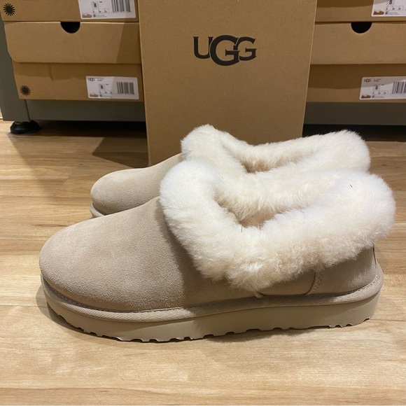 UGG | Nita Ultra Mini Bootie Closed Back Slippers SAND NEW - Picture 12 of 14